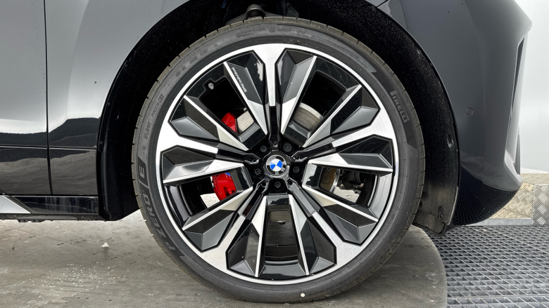 BMW iX 300kW xDrive45 M Sport 101kWh 5dr Auto [Tech/Pro] Electric Estate